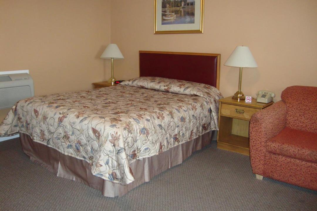 Photo of Bedroom in Napanee