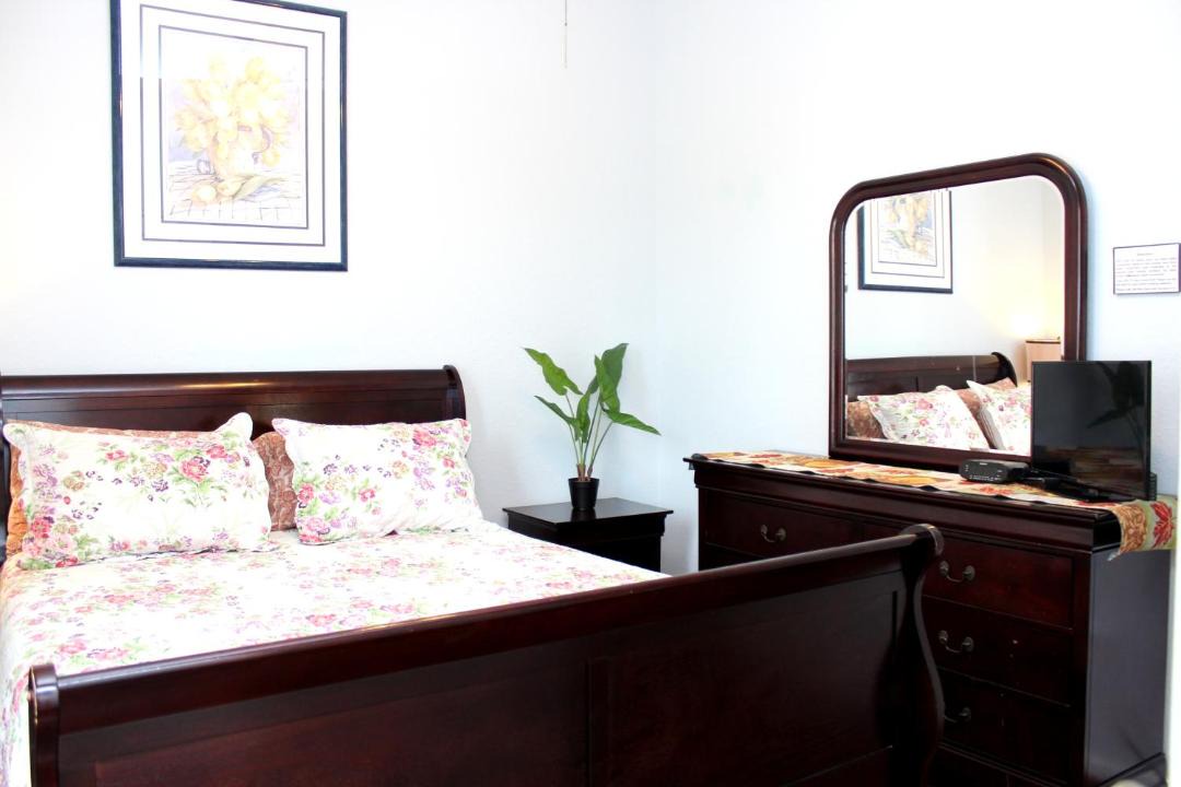 Photo of Bedroom in Windsor Hills