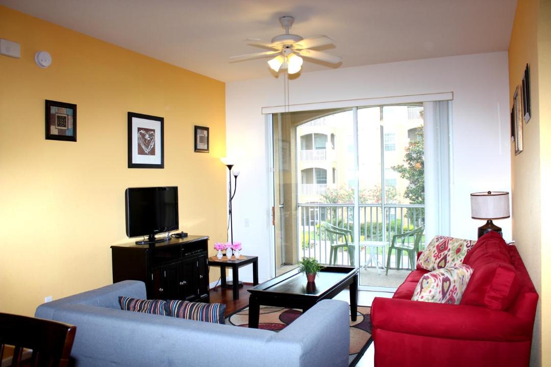 Photo of Livingroom in Windsor Hills