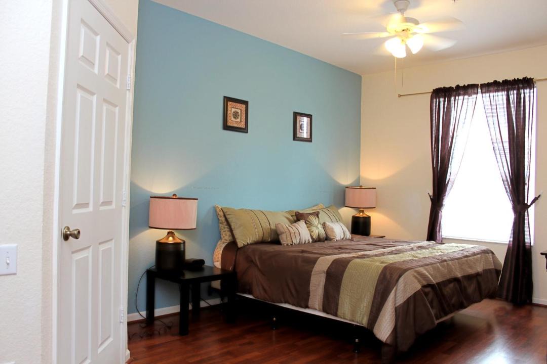 Photo of Bedroom in Windsor Hills