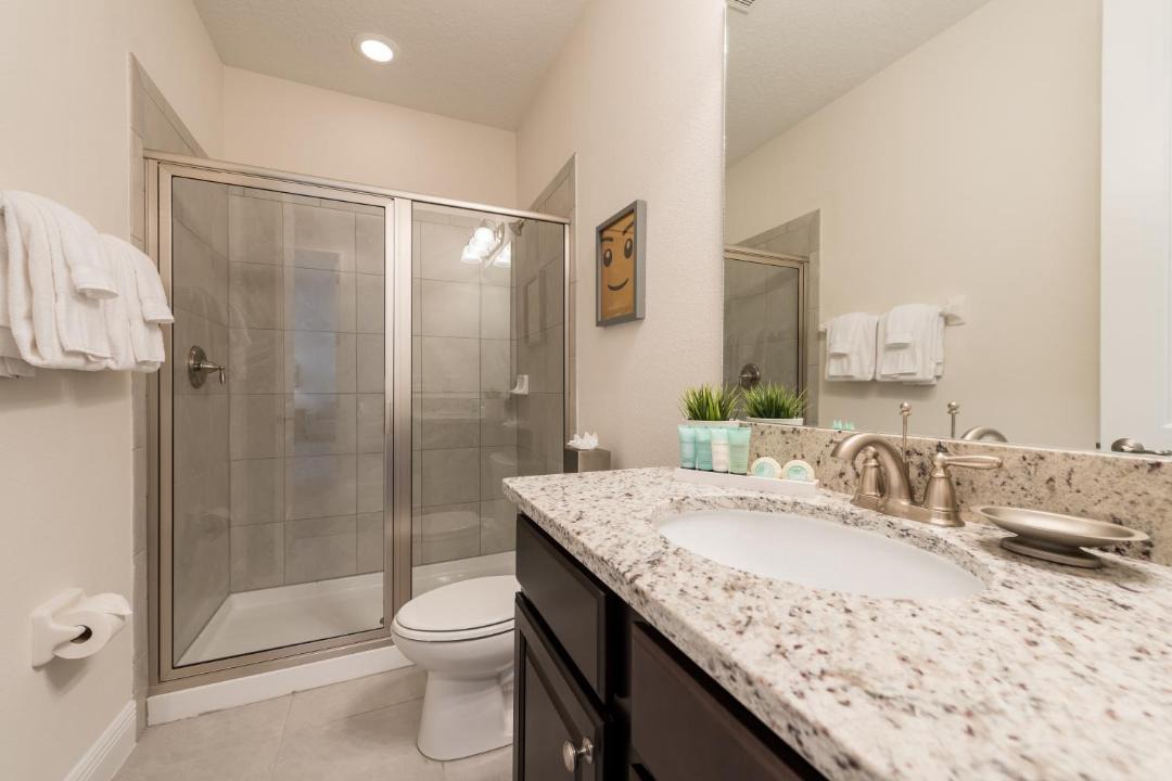 Photo of Bathroom in Bay Lake
