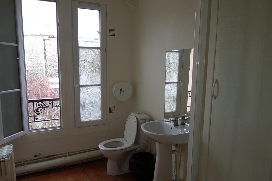 Photo of Bathroom in 11th Arrondissement