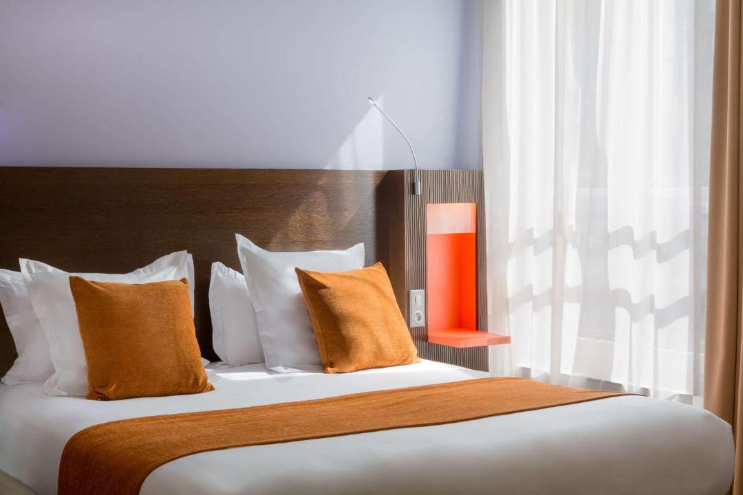 Photo of Bedroom in Puteaux