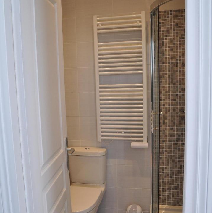 Photo of Bathroom in Centre