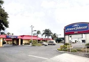 Howard Johnson by Wyndham Winter Haven FL