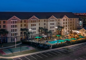 Homewood Suites by Hilton Orlando-Nearest to Universal Studios