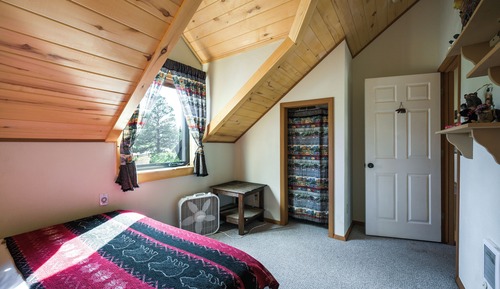 House (5 Bedrooms)