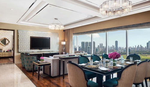 Suite, 1 King Bed