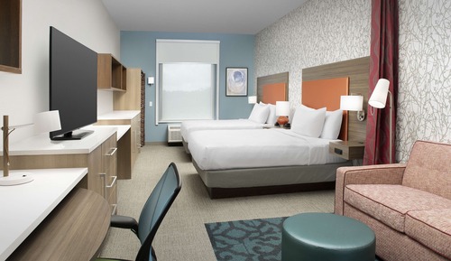 Studio, 2 Queen Beds (Mobility & Hearing, Roll-in Shower)