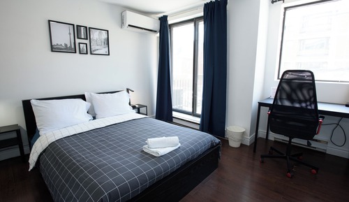 Queen Room with Private Balcony