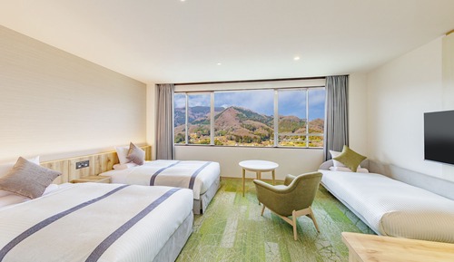 Superior Triple Room, Non Smoking (with private bathroom)