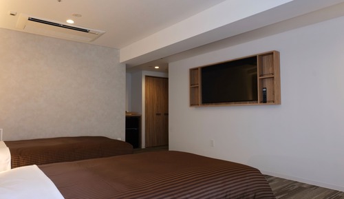 Executive Triple Room, River View, Non-Smoking (B) 5F