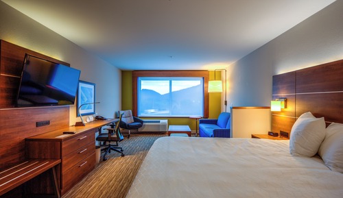 Suite, Multiple Beds