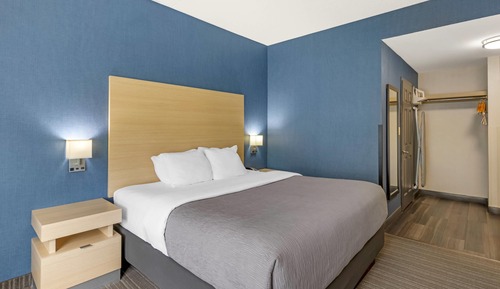 Room, 1 King Bed, Upper Floor, Non Smoking