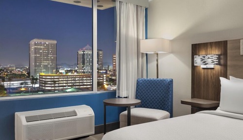 Standard Room, 1 King Bed (High Floor)