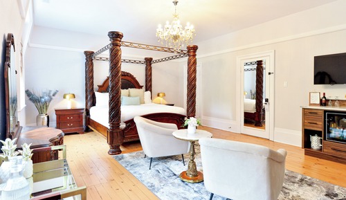 Honeymoon Double Room, 1 King Bed, Private Bathroom, Pool View