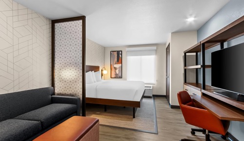 Suite, 1 King Bed, Accessible, Non Smoking