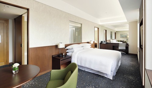 Club Room, 1 King Bed