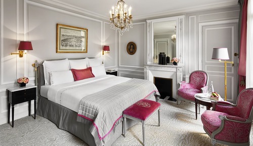Deluxe Room (Avenue Montaigne View)