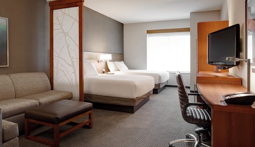 Room, Accessible (with shower)