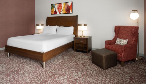 One king bed
