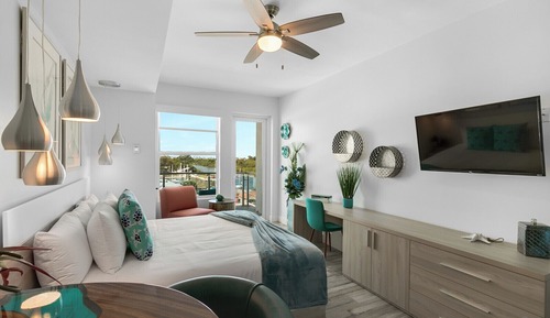 Deluxe Condo