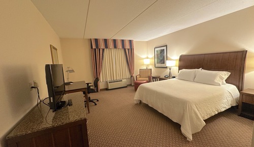 Room, 1 King Bed, Accessible Bathtub, Non Smoking