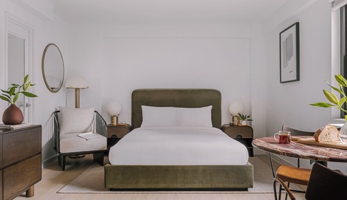 Standard Studio, 1 Queen Bed