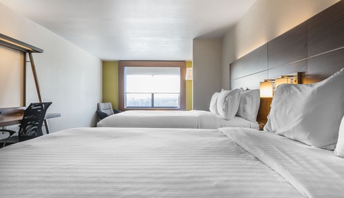 Suite, Multiple Beds