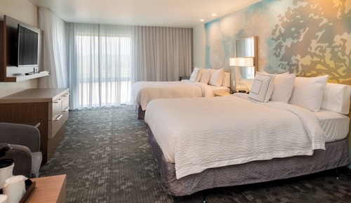 Suite, Multiple Beds, Accessible Bathtub