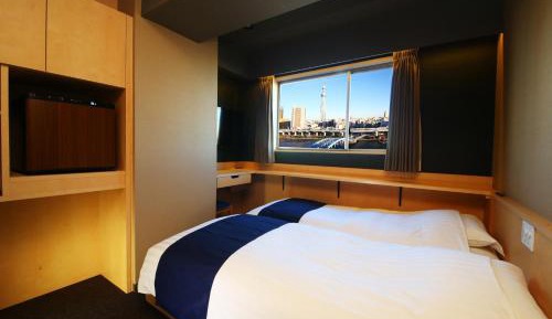 Twin Room with View - Non-Smoking