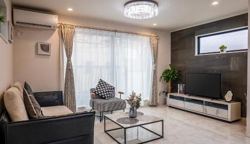 Room #1184579601