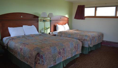 Deluxe Queen Room with Two Queen Beds