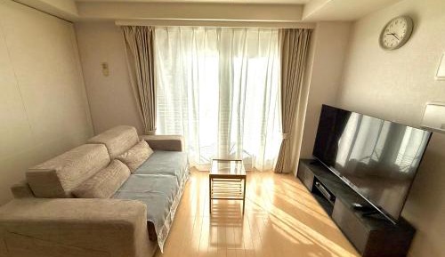 Two-Bedroom Deluxe Apartment with Balcony