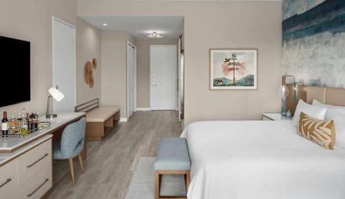 King Room with Pool View