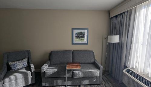 Queen Studio Suite with Two Queen Beds - Non-Smoking