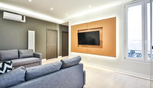 Deluxe Apartment