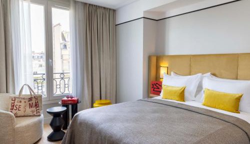 Deluxe Double or Twin Room