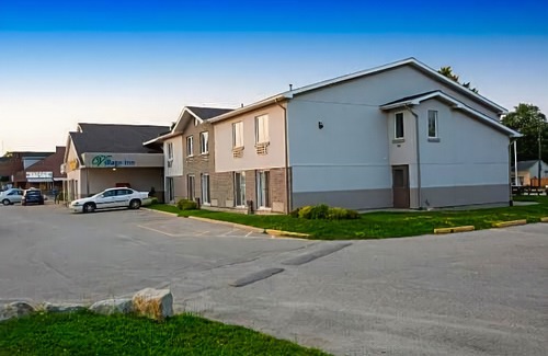 Elora Hotel | The Village Inn