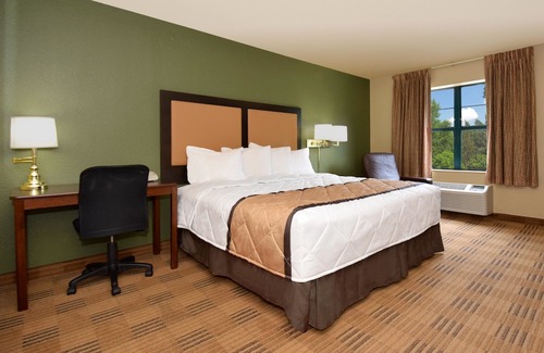 Fairvilla Hotel | Extended Stay America - Orlando - Maitland - 1760 Pembrook Dr.