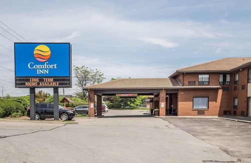 Pickering Hotel | Comfort Inn Pickering
