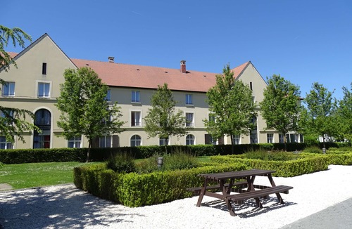 Magny-le-Hongre Hotel | Campanile Val de France