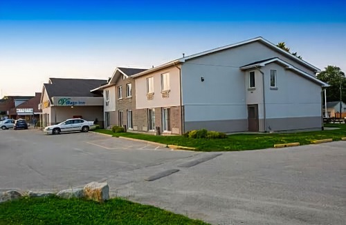 Elora Hotel | The Village Inn