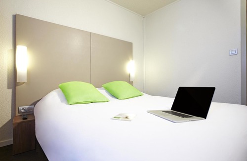 Villejuif Hotel | Campanile Villejuif