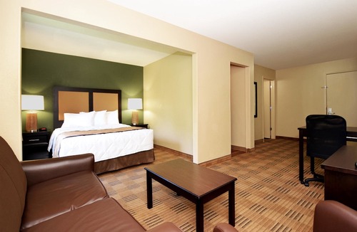 South Hills Hotel | Extended Stay America Suites - Pittsburgh - Airport