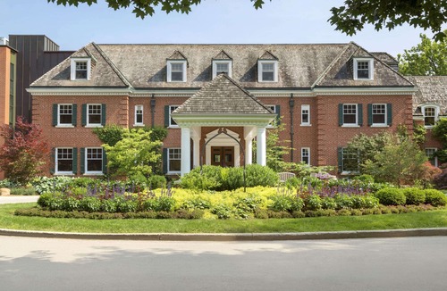 London Hotel | Ivey Spencer Leadership Centre