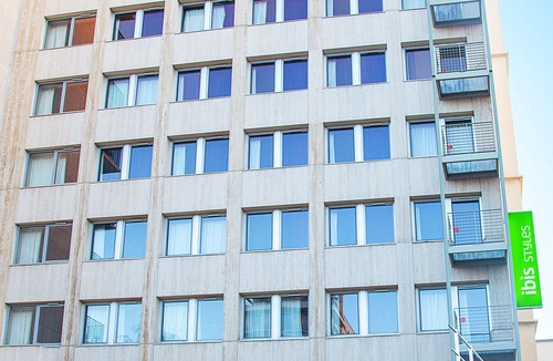 Republique–Point-du-Jour Hotel | Ibis Styles Paris 16 Boulogne