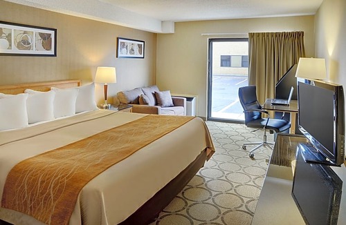 Pickering Hotel | Comfort Inn Pickering