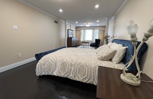 Scarborough House | Cozy Upscale Scarborough Home!