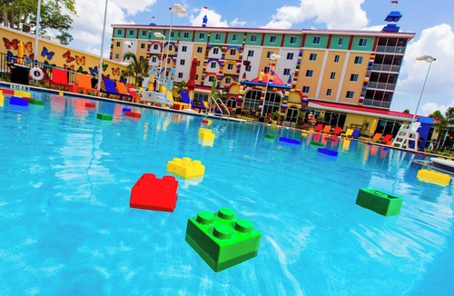 Cypress Gardens House | Adventure Awaits: LEGOLAND Hotel Florida, Creative Dining, Mini Golf Fun